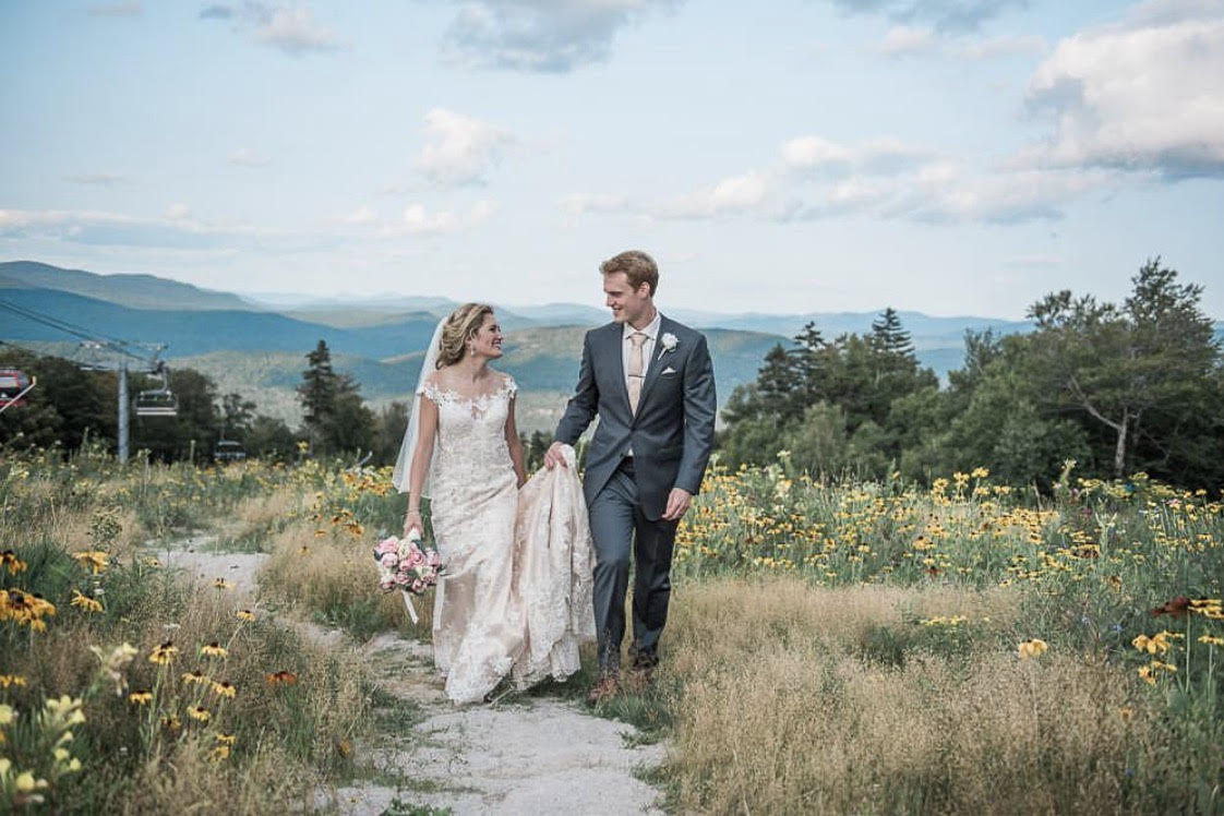 Cystic Fibrosis community advocate Lauren with her husband Kyle on their wedding day